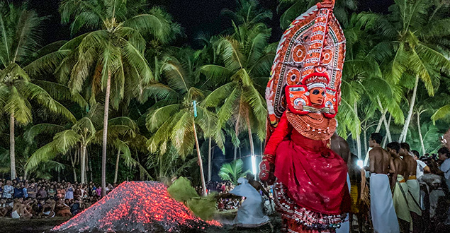 theyyam1